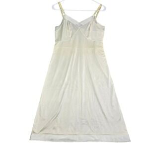 Vintage 60s Sliperfection Full Slip Dress Women 34 Small Cream Nylon Lace Trim